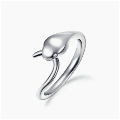 Creative Ring in the Shape of a Magic Snake